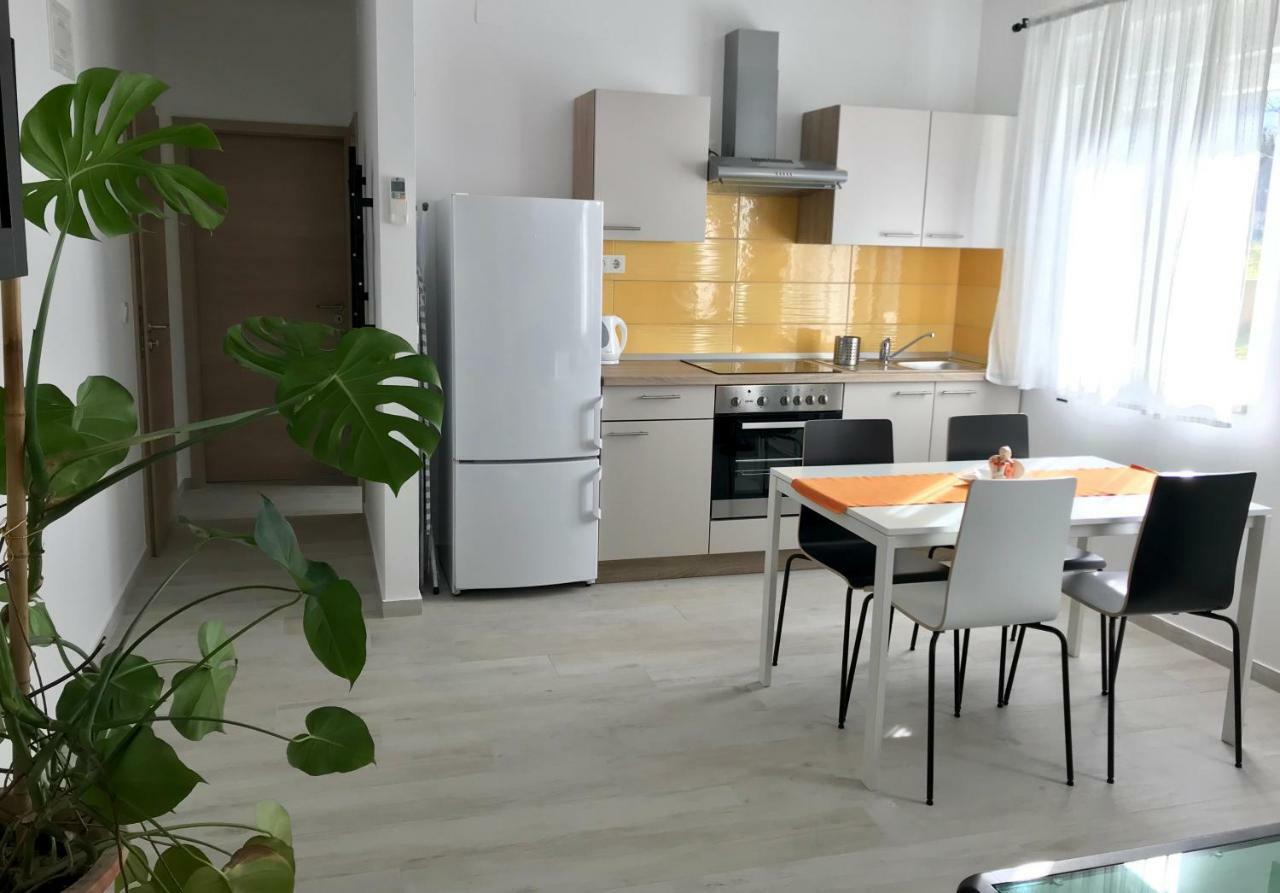 Fine & Shine Apartment Pula Ngoại thất bức ảnh